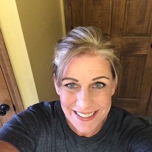 Meet your Posher, Diana